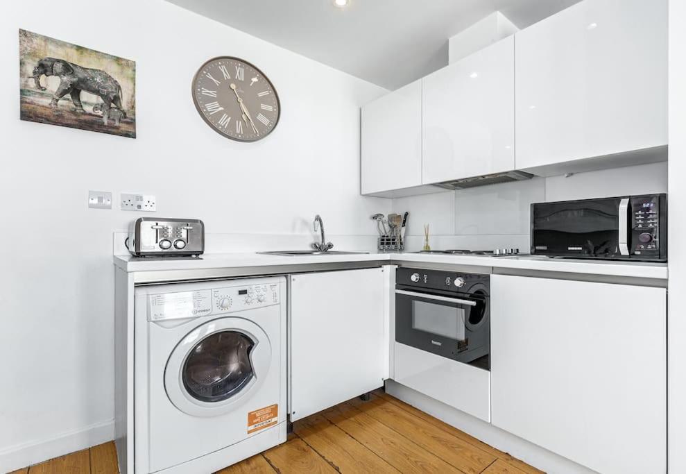 Spacious And Delightful Sleep 5 Piccadilly Vrc Londres Exterior foto